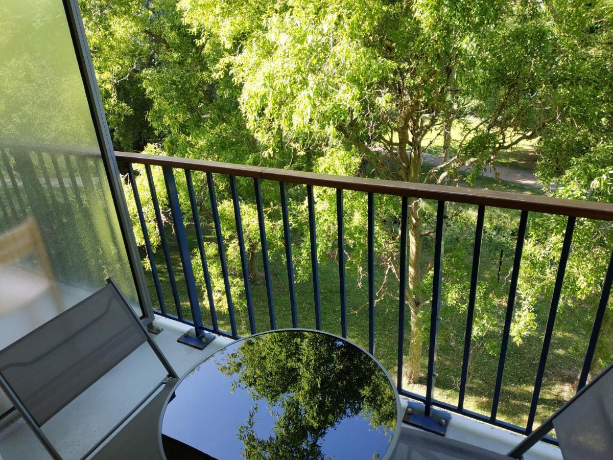 Bonvallet - Studio Paisible Et Chaleureux Avec Balcon อาเมียงส์ ห้อง รูปภาพ