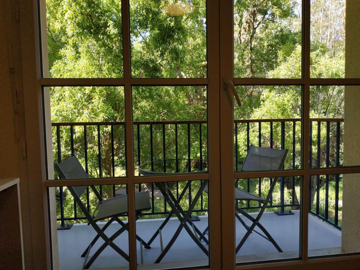 Bonvallet - Studio Paisible Et Chaleureux Avec Balcon อาเมียงส์ ภายนอก รูปภาพ